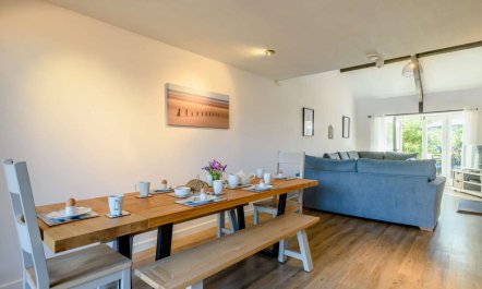 4 Bed in Melton Constable 7