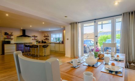 4 Bed in Melton Constable 1