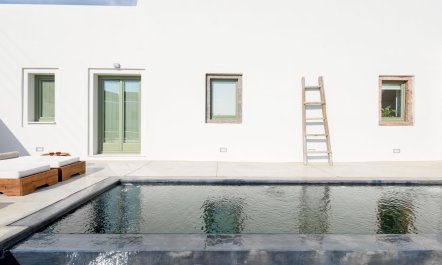 Chalk White & Sage Green 5