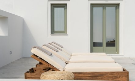 Chalk White & Sage Green 4
