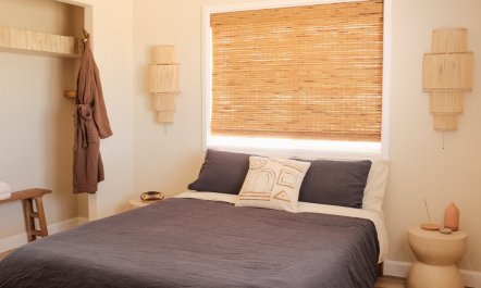 Moonstone Adobe 6