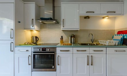 3 Bed in Rye- 7