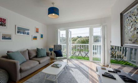 3 Bed in Rye- 3