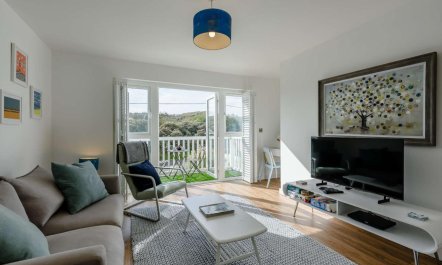 3 Bed in Rye- 1