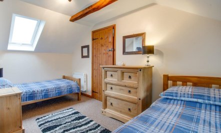 2 Bed in South Molton 8