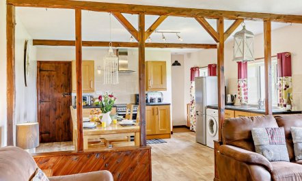 2 Bed in South Molton 6