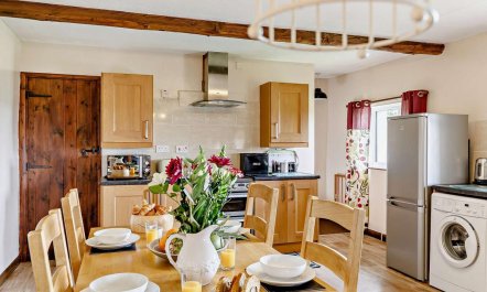 2 Bed in South Molton 4