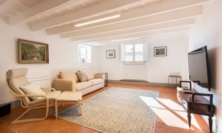 Terracotta & White Wood