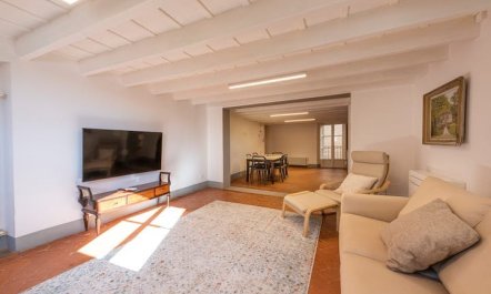 Terracotta & White Wood 3