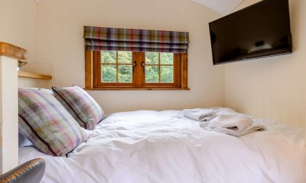 1 Bed in Pembroke 2