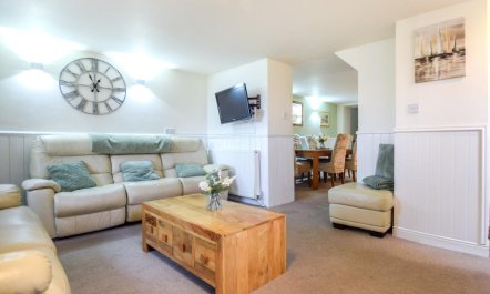 3 Bed in Pickering 3