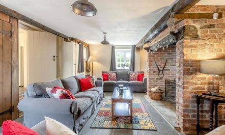 4 Bed in Bridport 7