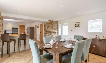 3 Bed in Alston 5