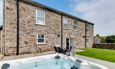 3 Bed in Alston