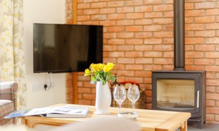 3 Bed in Whitchurch 5