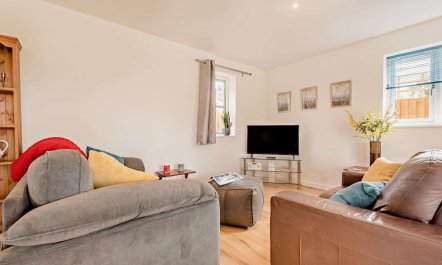 2 Bed in Malmesbury 3