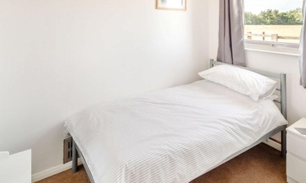3 Bed in Aylesbury 9