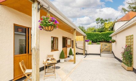 1 Bed in South Molton 5