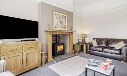 6 Bed in Colwyn Bay 4