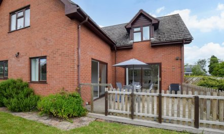 3 Bed in Ross-on-wye 1