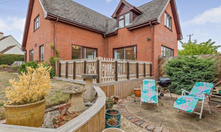 3 Bed in Ross-on-wye 1