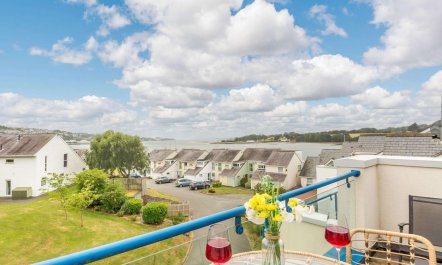 3 Bed in Y Felinheli