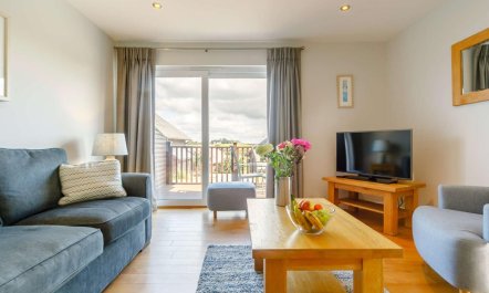 2 Bed in St. Columb 4