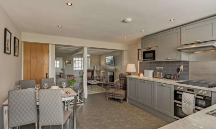 2 Bed in Grange-over-sands 2