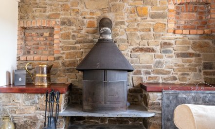 Old Farmhouse 4