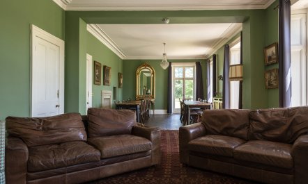 Speakeasy Manor 6