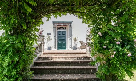 Georgian House 2