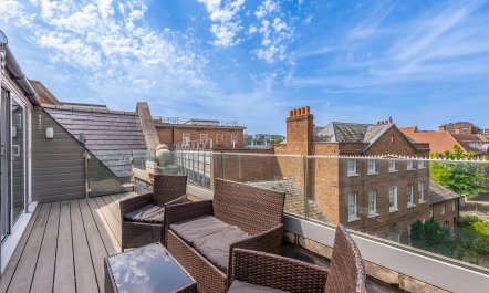 Parkside Loft 9