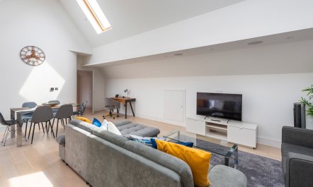 Parkside Loft 3