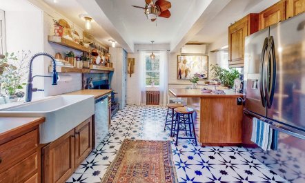 The Dutch Farmhouse 8