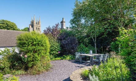 Tideswell Cottage 1