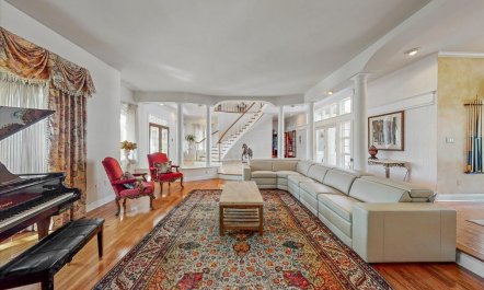 Restmeadow Manor