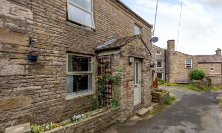 4 Bed in Hawes 5