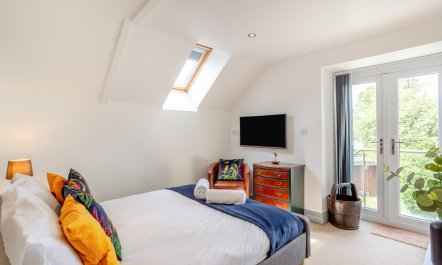 6 Bed in Holsworthy 5
