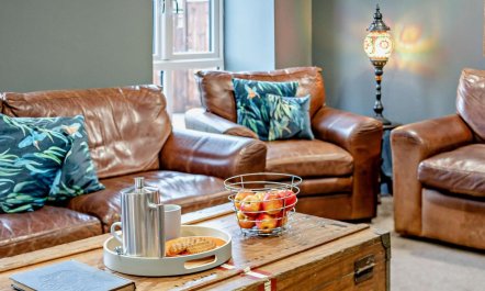 6 Bed in Holsworthy 2