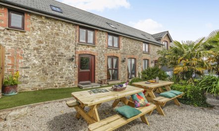 6 Bed in Holsworthy 6