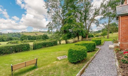 4 Bed in Welshpool 8