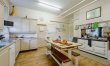 5 Bed in Melrose 8