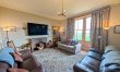 5 Bed in Melrose 0