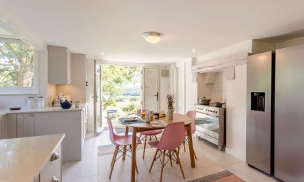 4 Bed in Pulborough 4