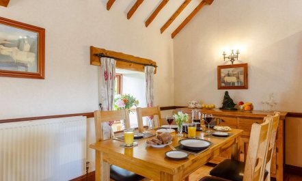 2 Bed in Dyffryn Ardudwy 4