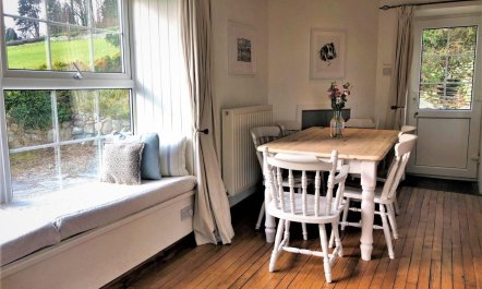 3 Bed in Conwy 4
