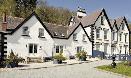 3 Bed in Conwy