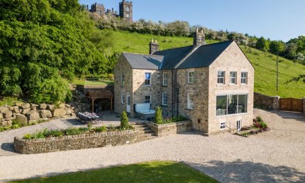 7 Bed in Matlock