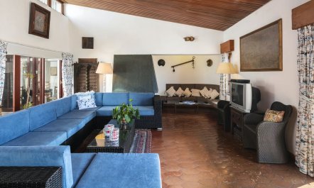 A Cliffside Quinta 2