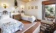 A Cliffside Quinta 9